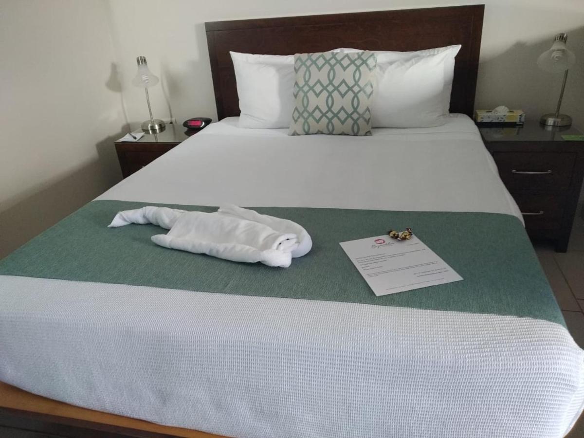 Bugambilias Suites Loreto  Buitenkant foto