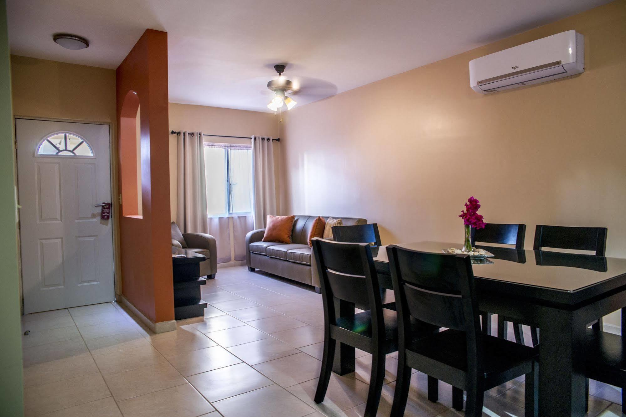Bugambilias Suites Loreto  Buitenkant foto